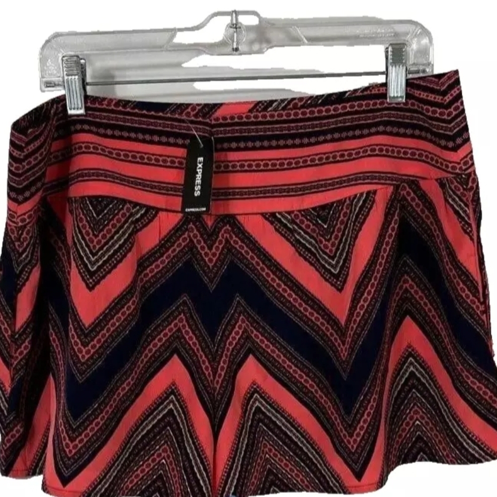 NEW Express Mini Zip Skort Black Red Aztec Pattern Casual Size 12 NWT